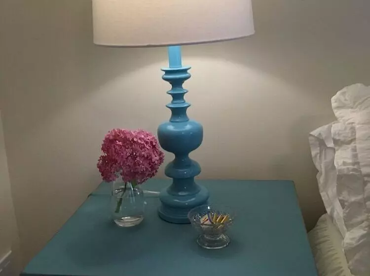 Sawyer S Creek Bed And Breakfast