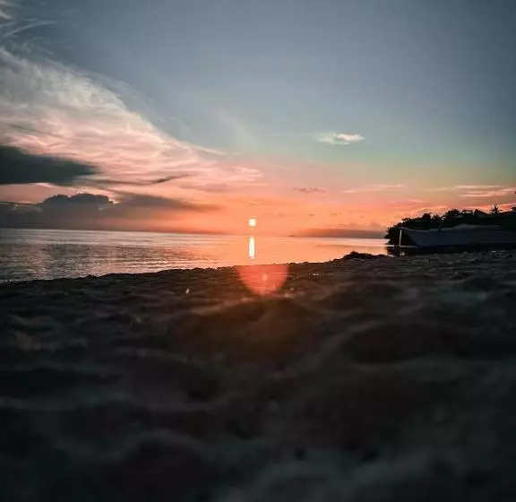 ベッドアンドブレックファースト Dapdap Shorelines Beach House
