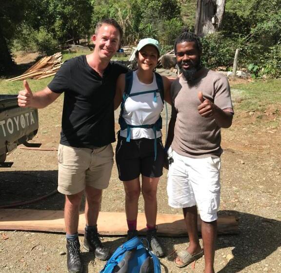 تختخواب و صبحانه J&l Mountainside Retreat Family Hq