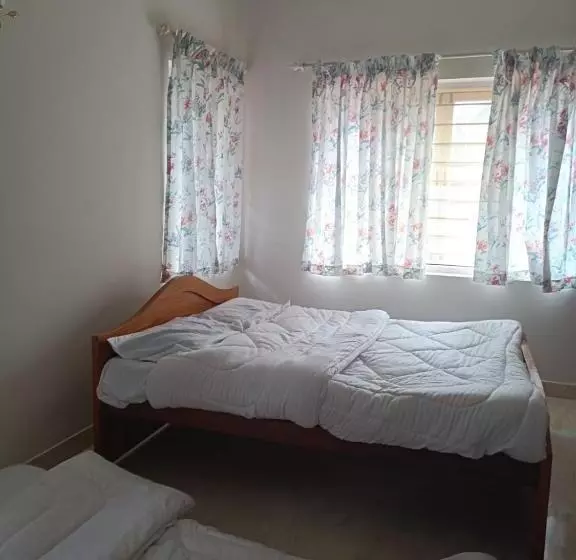 Aamiaismajoitus (B&B) Wandern Hut Home Stay