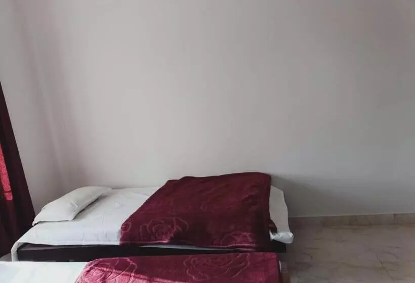 Aamiaismajoitus (B&B) Wandern Hut Home Stay