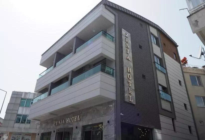 تختخواب و صبحانه Zeni̇a Otel