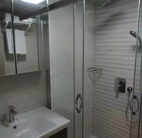 تختخواب و صبحانه Zeni̇a Otel