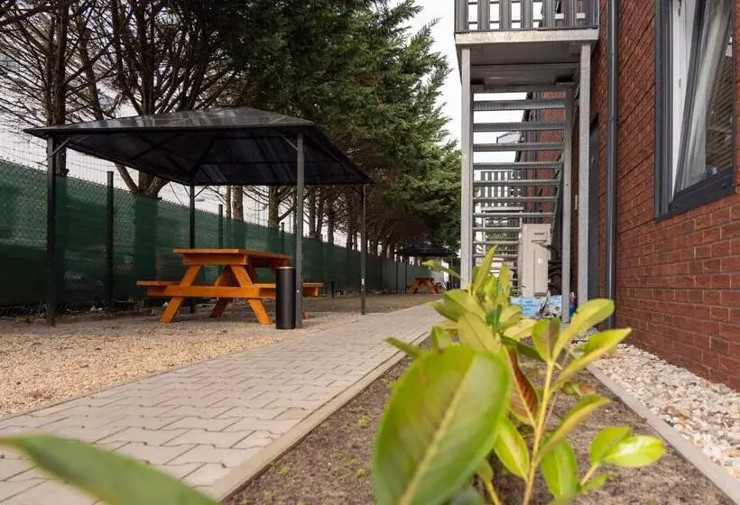 Comfort Housing Apartments