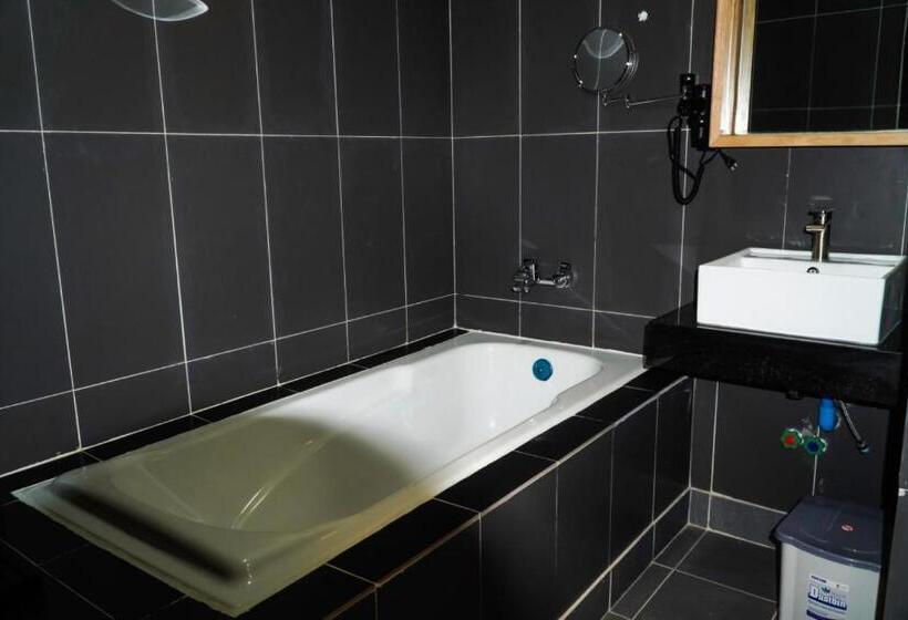 酒店 Angkor Sivutha