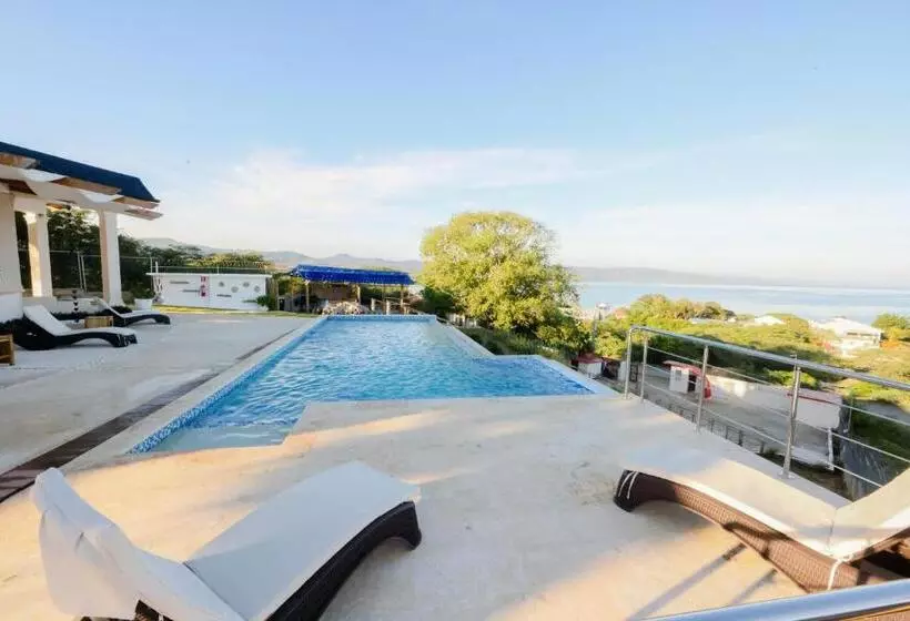 Hotelli Don Bululo Camping Lodge