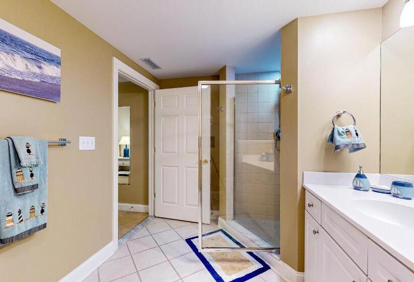 فندق Mayfair Beach 503