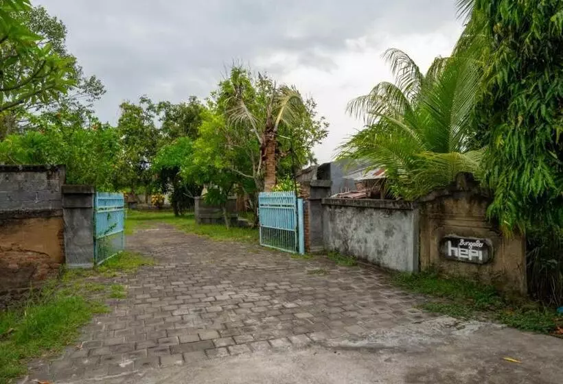 Hotelli Hepi Bungalow Lovina Mitra Reddoorz