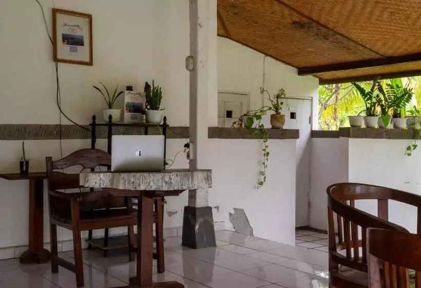 Hotelli Hepi Bungalow Lovina Mitra Reddoorz