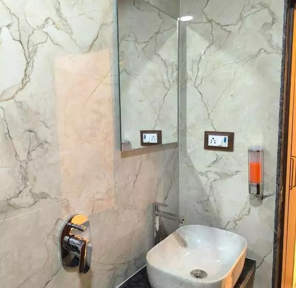 Hotelli Sharan Residency