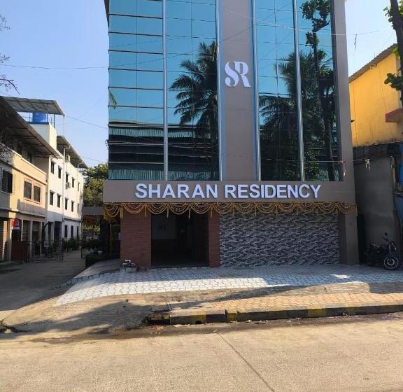 호텔 Sharan Residency