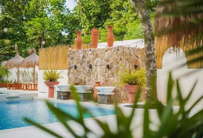 ホテル Villa Soledad Garden Resort