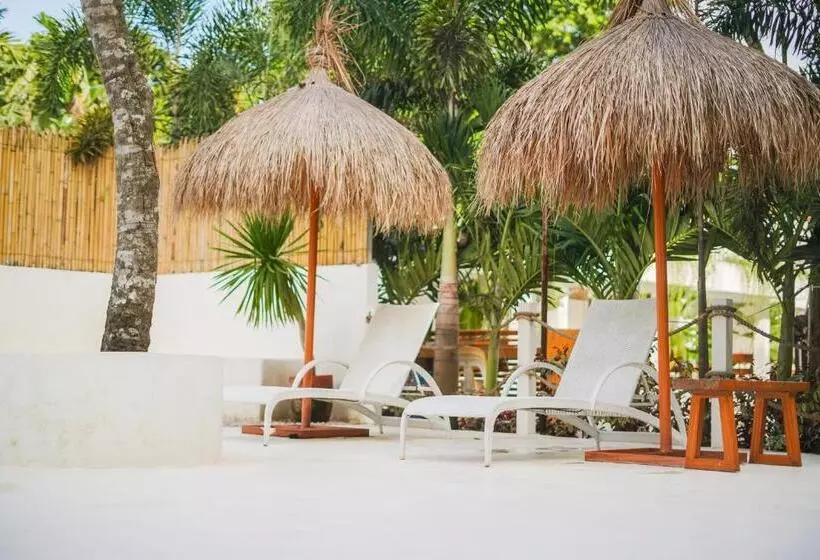 ホテル Villa Soledad Garden Resort