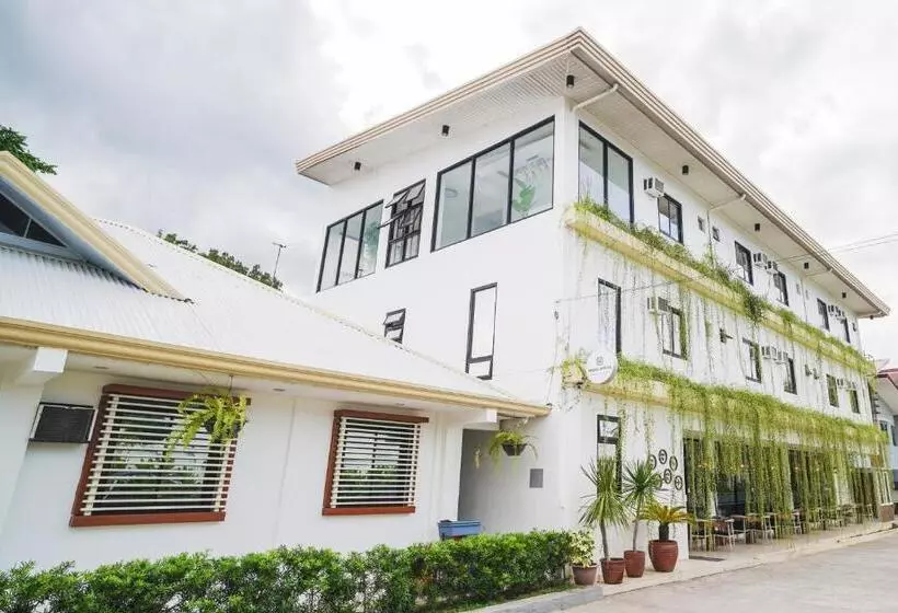 ホテル Villa Soledad Garden Resort