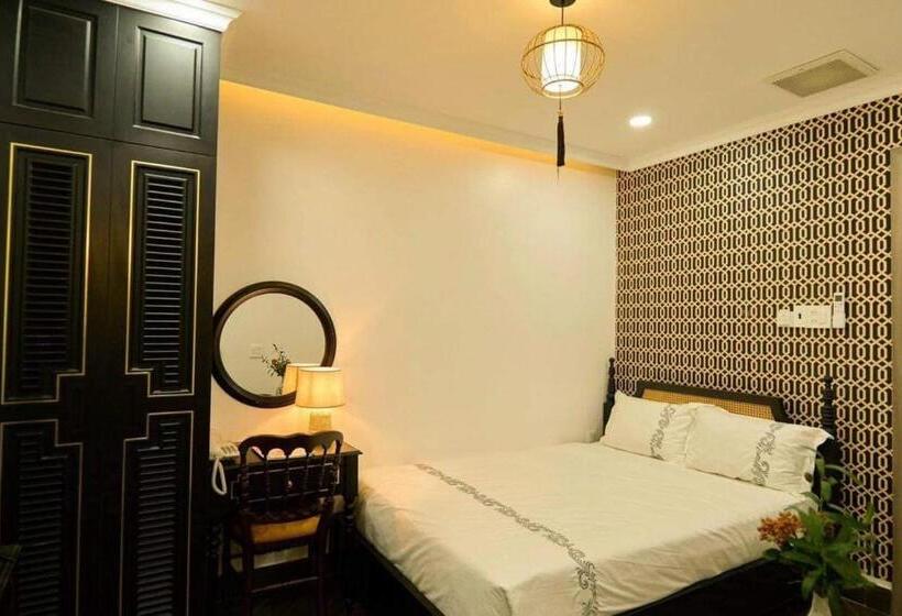 Khách Sạn The One Hotel 1