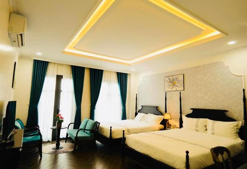 Khách Sạn The One Hotel 1