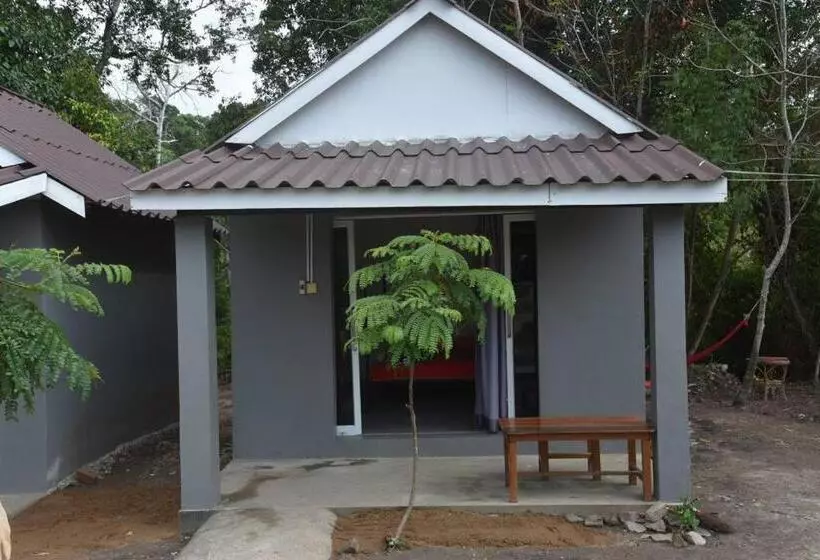 Majatalo Big Head Bungalows