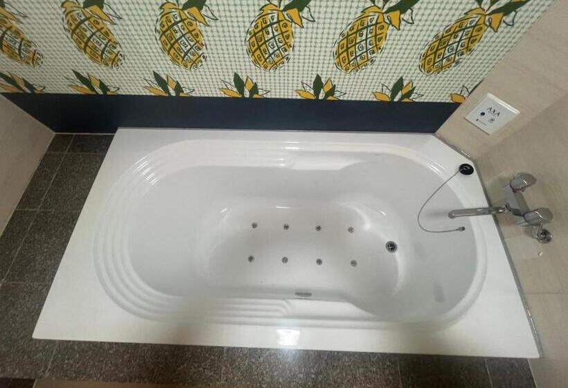 Hotel Firstwood 大栄店