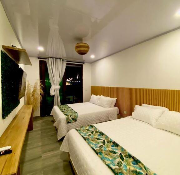 Hotel Moñitos Beach