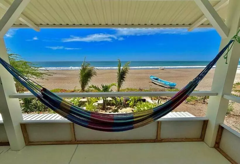 Hotelli Stella Mar Oceanfront