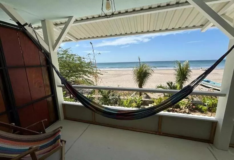 Hotelli Stella Mar Oceanfront