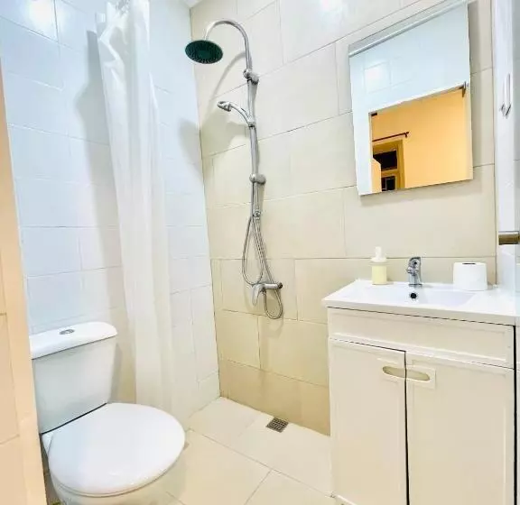 ペンション Better Choice Lisbon