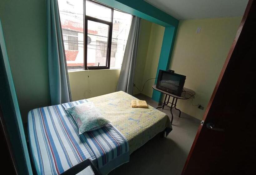 Pension Hostal Toscano Suites