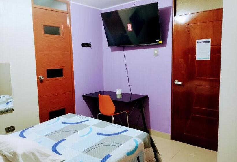 Pension Hostal Toscano Suites