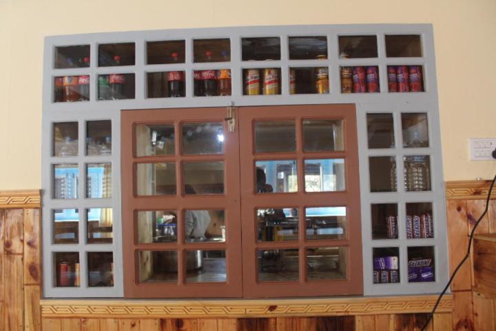 پانسیون Waterfall