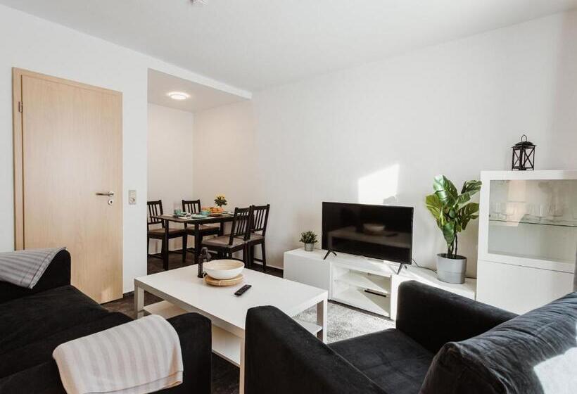 Rebentisch   Hotel Ferienwohnungen Restaurant