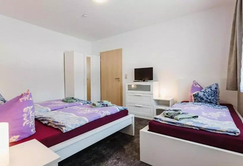 Rebentisch   Hotel Ferienwohnungen Restaurant