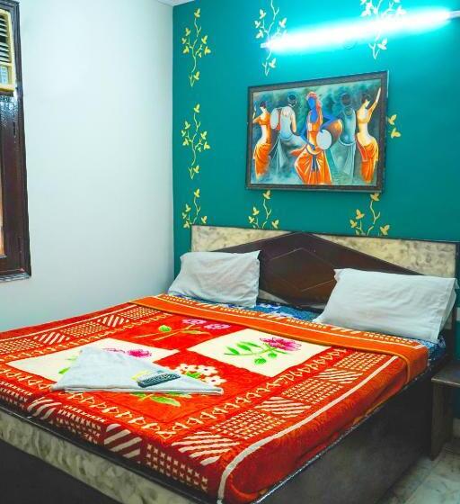 Roomshala 153 Hotel Krishnashrya