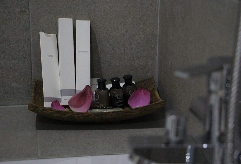 Snowat Hotels And Apartments