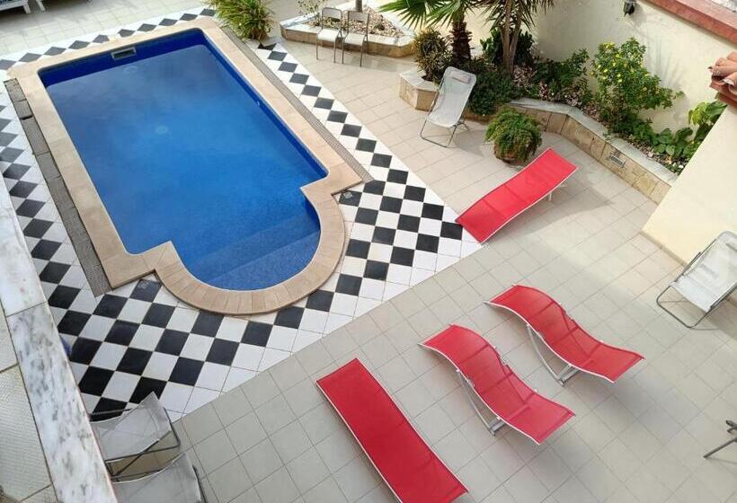 تختخواب و صبحانه Casa Miami