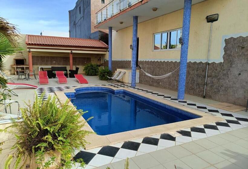 تختخواب و صبحانه Casa Miami