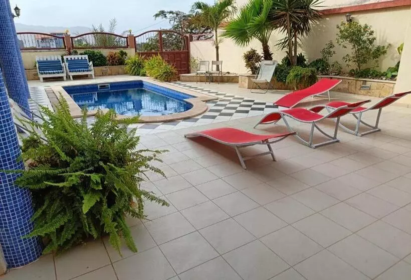 تختخواب و صبحانه Casa Miami