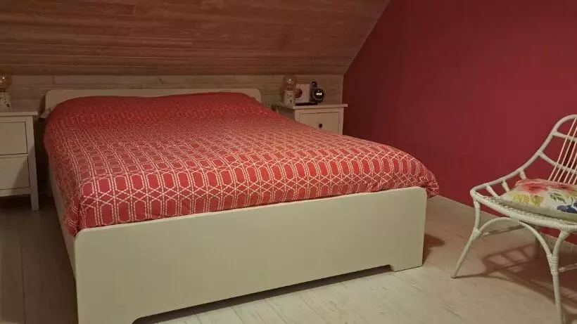 ベッドアンドブレックファースト Chambres Et Piscine à Sword Beach Colleville