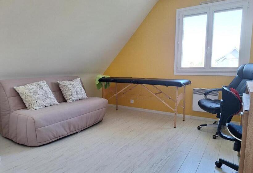 ベッドアンドブレックファースト Chambres Et Piscine à Sword Beach Colleville