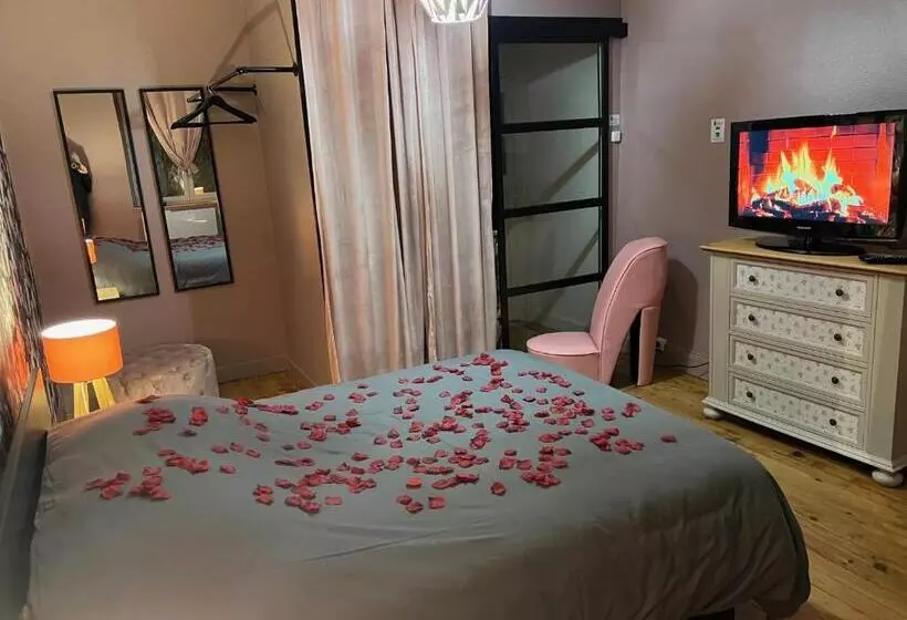 Aamiaismajoitus (B&B) à Home Love Spa, Le Plus Luxueux Parmi Nos 2 établissements