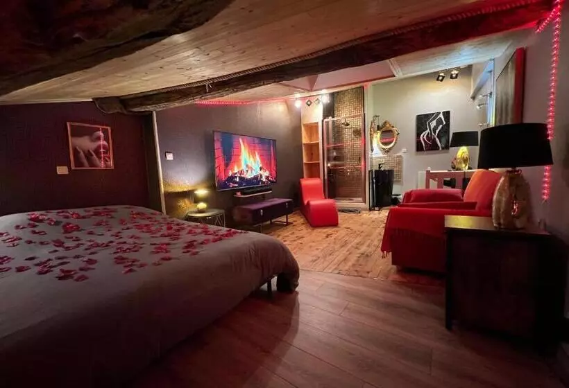 Aamiaismajoitus (B&B) à Home Love Spa, Le Plus Luxueux Parmi Nos 2 établissements