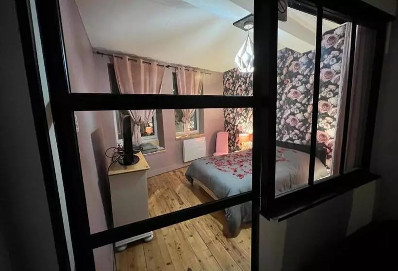 Aamiaismajoitus (B&B) à Home Love Spa, Le Plus Luxueux Parmi Nos 2 établissements