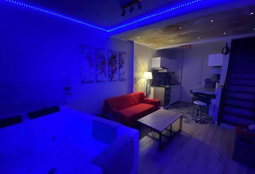 Aamiaismajoitus (B&B) à Home Love Spa, Le Plus Luxueux Parmi Nos 2 établissements