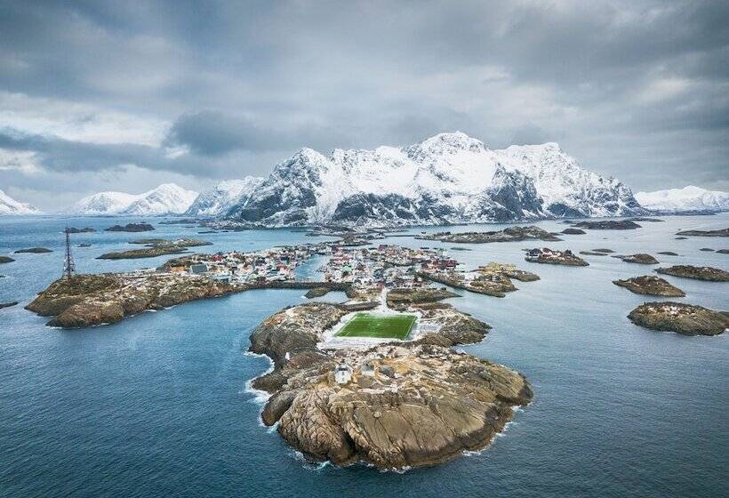 Henningsvær Bryggehotell By Classic Norway Hotels