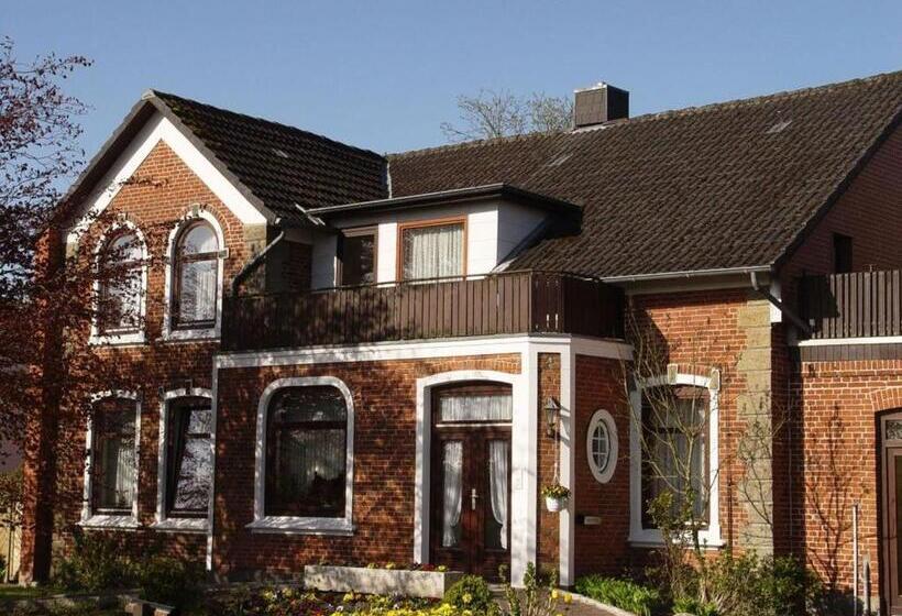 Отель Ferienhof Jens Ferienwohnung 11 Ostseefjord