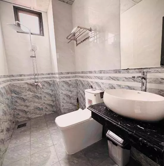 هتل Khách Sạn Metro Ban Mê