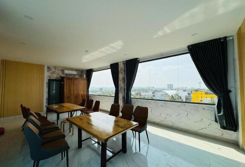 هتل Khách Sạn Metro Ban Mê