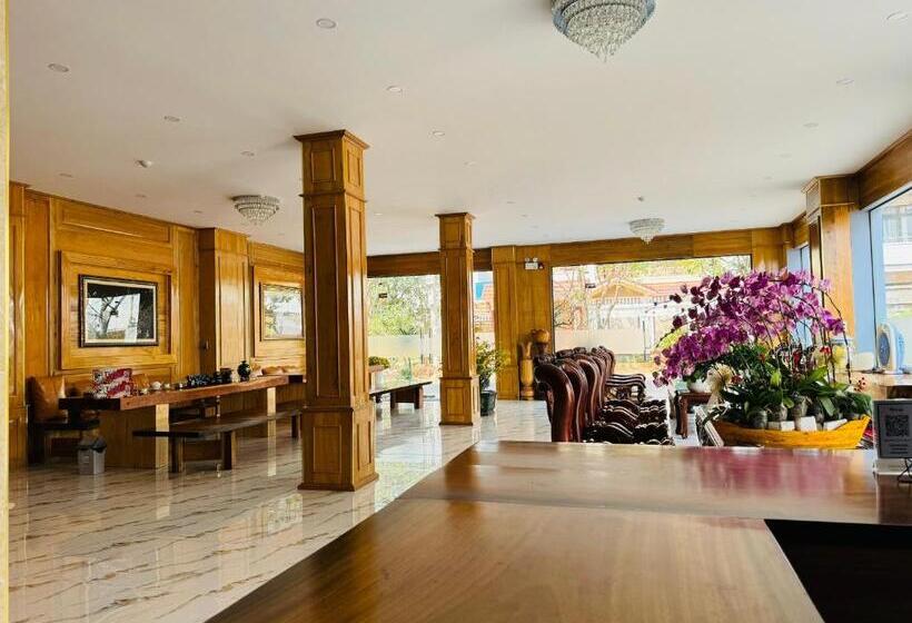 هتل Khách Sạn Metro Ban Mê