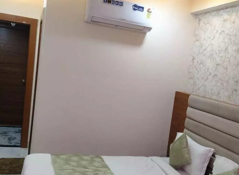 ホテル Metro, Vadodara