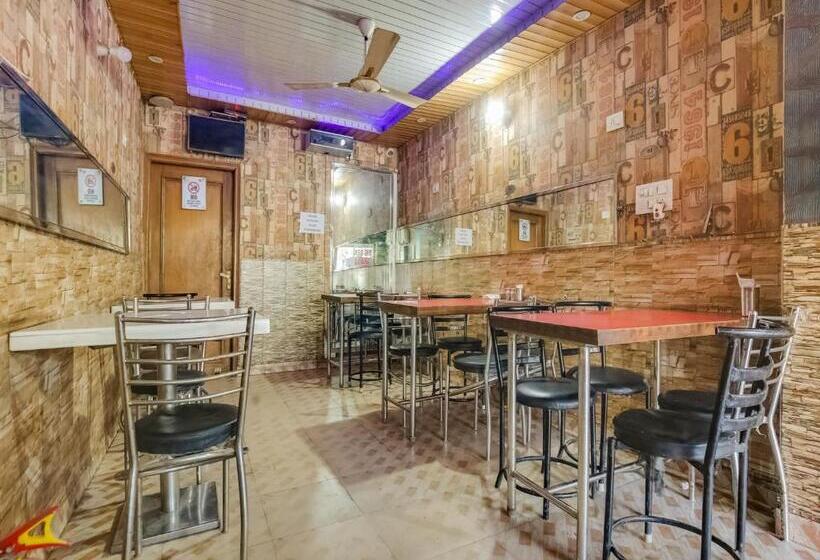 Hotel Midcity Guest House