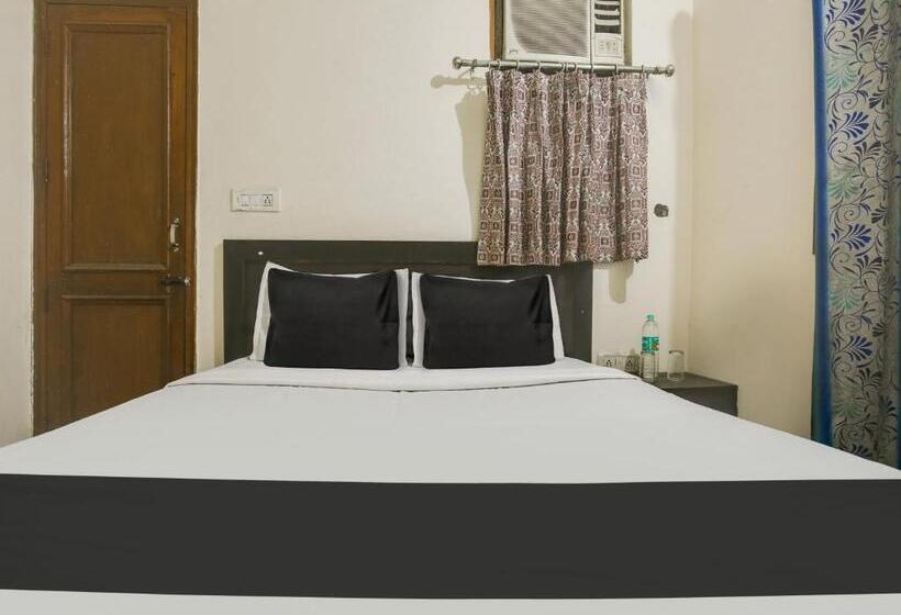 Hotel Midcity Guest House